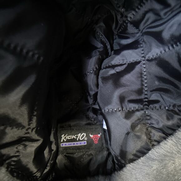 Chicago Bulls Winter Pilot Hat Stadium Giveaway SGA 12/2/23 New - Picture 6 of 7